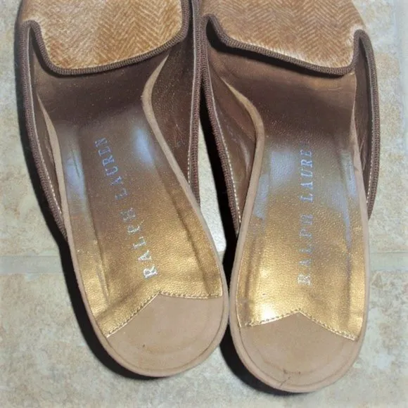 Vintage Kitten Heel Mule Pumps Mismatched Szs 9 8 GUC