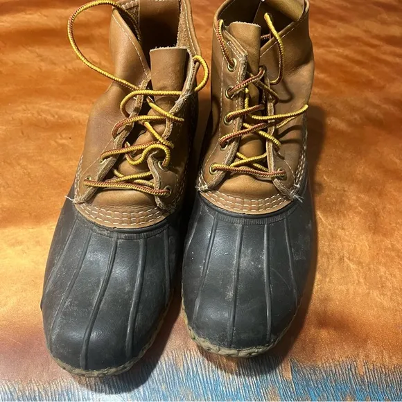 Vintage LL Bean Waterproof Leather Lace up Boots Made in USA Brown size 9
