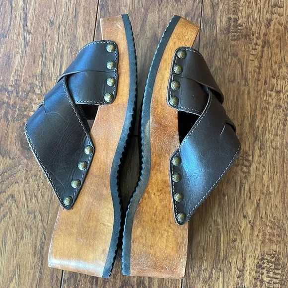 Vintage Y2K Candies Sandals Shoe Wood Platform Studded Wooden Brown Leather 10