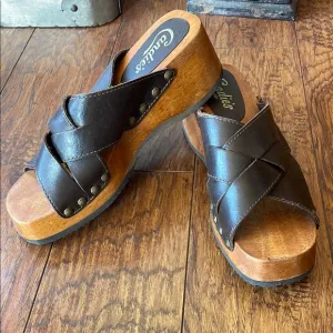 Vintage Y2K Candies Sandals Shoe Wood Platform Studded Wooden Brown Leather 10