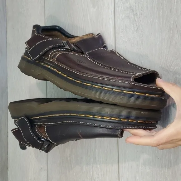 VintageDr.Martens Mens 9064 Y2K Leather Chunky Tractor Platform shoes Sandals