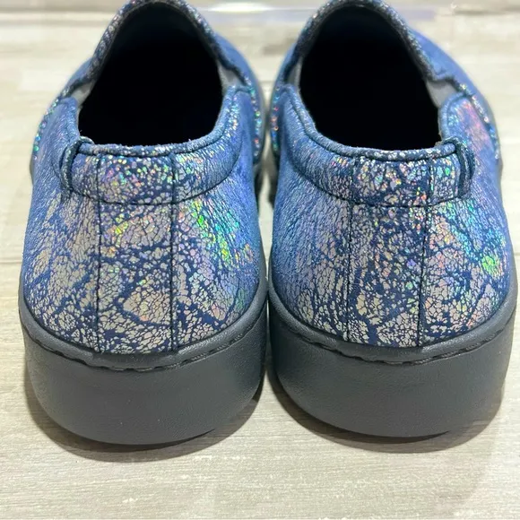 Vionic Avery Pro Slip On Shoes Blue Metallic