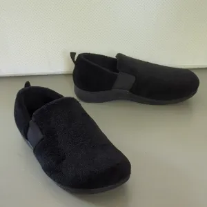 Vionic Indulge Kalia Slippers Black size 9