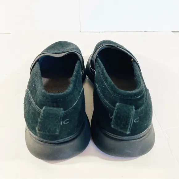 Vionic Women’s 8.5 Slip On Shoes Loafers  Comfort Flats Kristi Black Suede NWOT