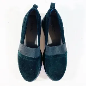Vionic Women’s 8.5 Slip On Shoes Loafers  Comfort Flats Kristi Black Suede NWOT