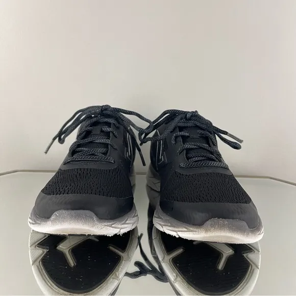 VIONIC Women’s Black White Miles Athletic Running Sneaker Shoes