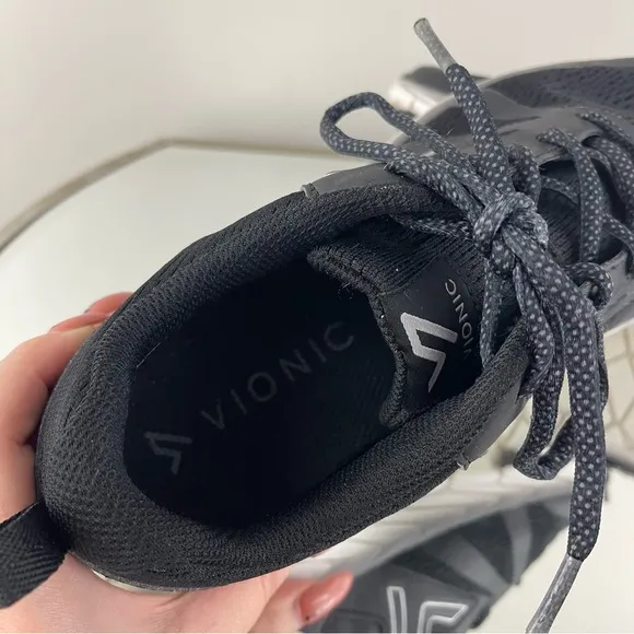 VIONIC Women’s Black White Miles Athletic Running Sneaker Shoes