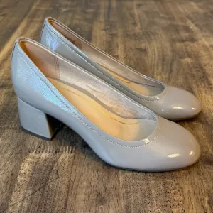 Vionic Women’s Carmel Patent Leather Chunky Comfort Round Toe Heel Taupe Size 7