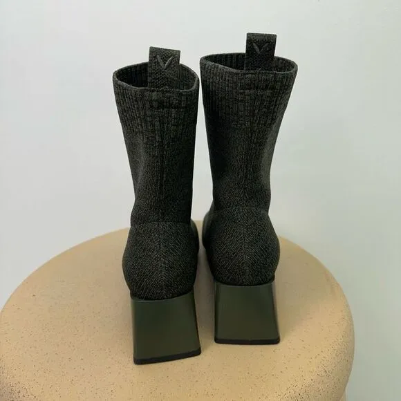 Vivaia Women’s Regina Peo Dark Olive Square-Toe Water-Repellent Heeled Boots