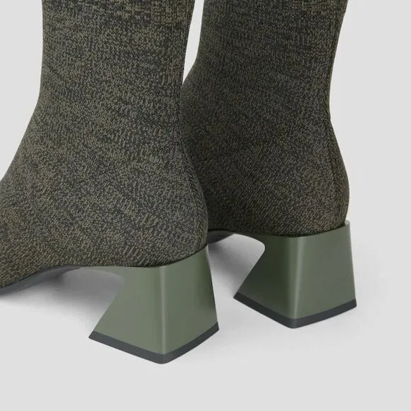 Vivaia Women’s Regina Peo Dark Olive Square-Toe Water-Repellent Heeled Boots