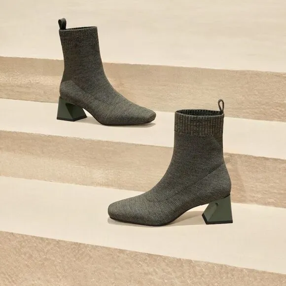 Vivaia Women’s Regina Peo Dark Olive Square-Toe Water-Repellent Heeled Boots