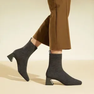 Vivaia Women’s Regina Peo Dark Olive Square-Toe Water-Repellent Heeled Boots