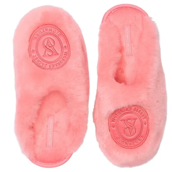 VS Passion Pink Robe &amp; Slippers NEW WITH TAGS