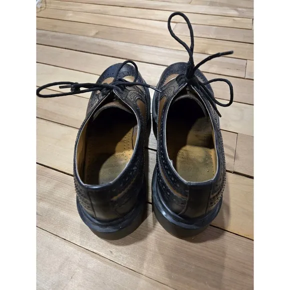 Vtg Doc Martens Platform Shoes Wing Tip Brogue Womens US 6 Y2K Chunky England