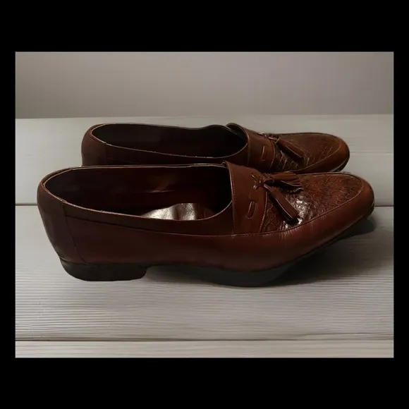 Vtg Luxury PHILLIP DE JARMO Black Leather Wingtip Tassel Loafer Men's Sz 9.5