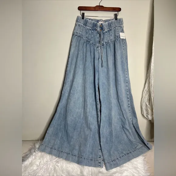 We The Free People Forget Me Knot Pull-On Pleated Yoke Wide Leg Jeans S