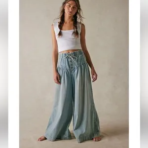 We The Free People Forget Me Knot Pull-On Pleated Yoke Wide Leg Jeans S