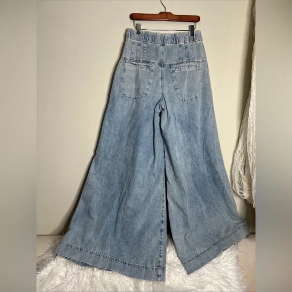 We The Free People Forget Me Knot Pull-On Pleated Yoke Wide Leg Jeans S
