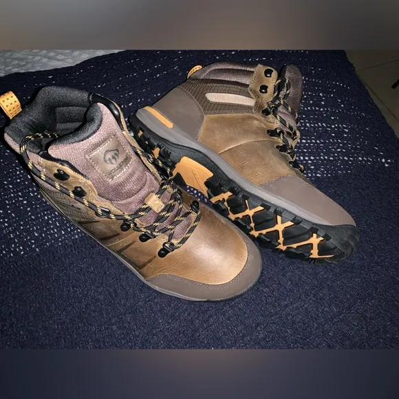 Wolverine Mens Chisel 2Steel Toe Waterproof Hiker Boot