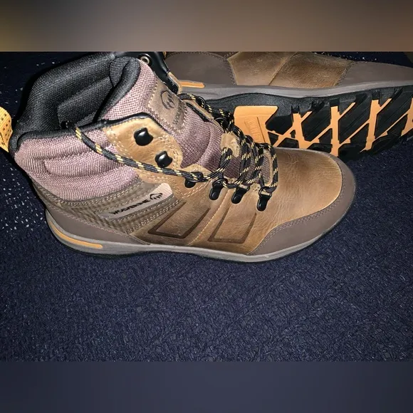 Wolverine Mens Chisel 2Steel Toe Waterproof Hiker Boot