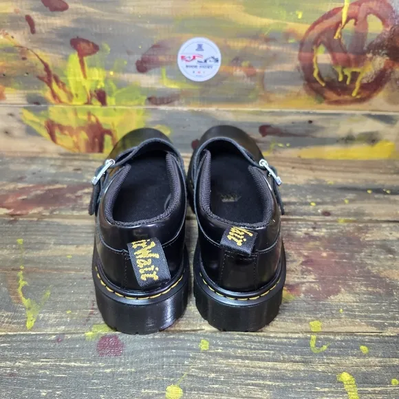 Women Dr Martens‎ Polley Women Slip resistant patent leather shoes sz 7 New