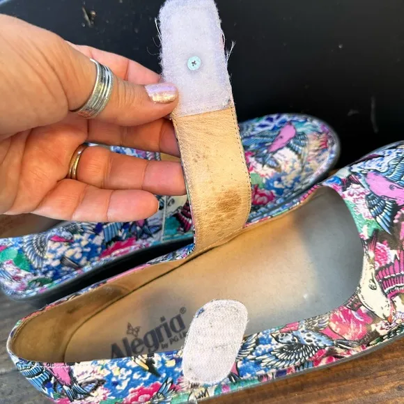 Women's Alegria‎ &quot;Paloma&quot; Mary-Janes multicolor &quot;Finch&quot; print. Size 36