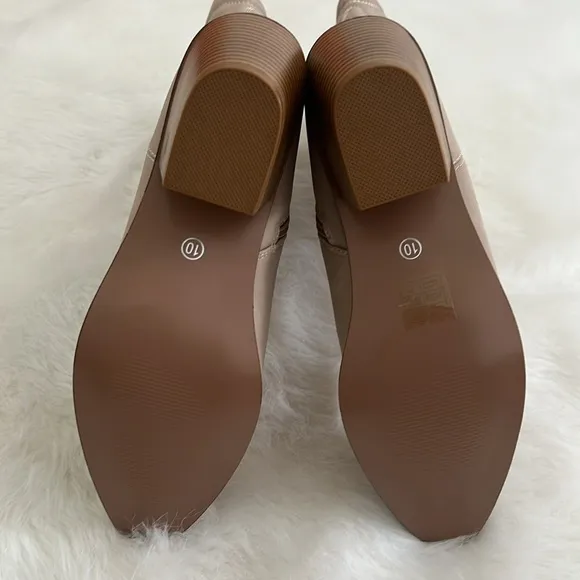 Women’s Cowboy Boots in Nude - Size 10 NWOT