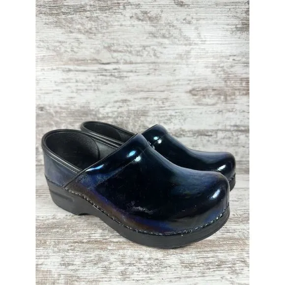 Women's Dansko Professional Iridescent Black Patent Leather Clogs Sz EUR 37/US 7
