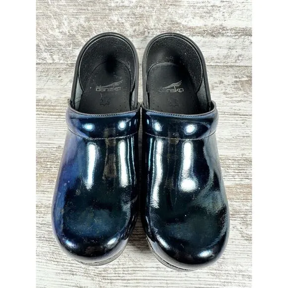 Women's Dansko Professional Iridescent Black Patent Leather Clogs Sz EUR 37/US 7