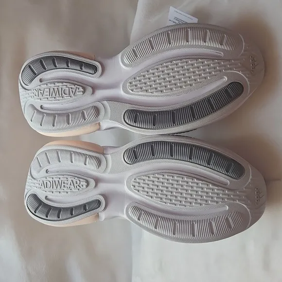 Women's Size 8, Adidas Gym, Yoga, Activewear Shoes