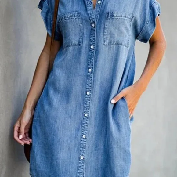 Women's slim-fit denim dress with collar zip