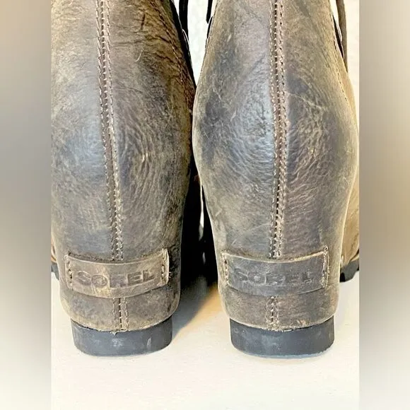 Women's Sorel Joan of Arctic Wedge Mid Waterproof Leather Boots. Size 6.5