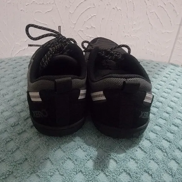 Xero Shoes 360 Shoes - Men's size 8, charcoal