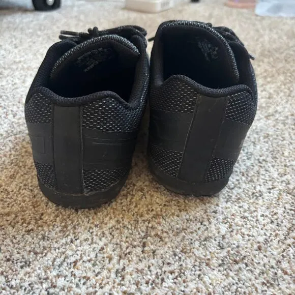 Xero Shoes Men's Size 9 Mesa Trail WP Sneaker Black Slip Resistant Shoes