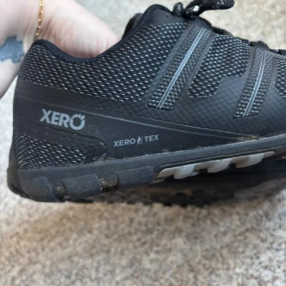 Xero Shoes Men's Size 9 Mesa Trail WP Sneaker Black Slip Resistant Shoes