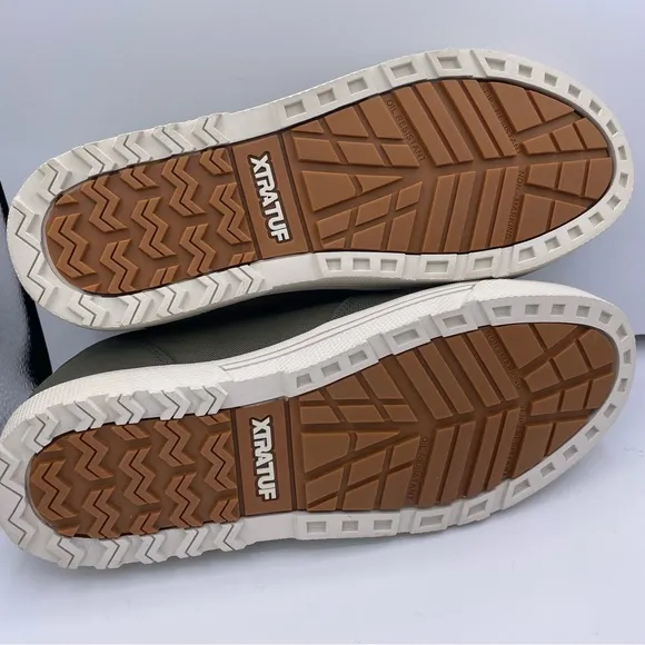 XTRATUF mens Topwater slip on shoes Size 9.5M