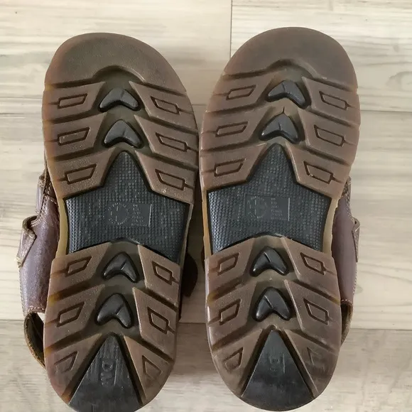 Y2k Dr. Martens brown pebbled leather sandals air wair fisherman shoes size 11