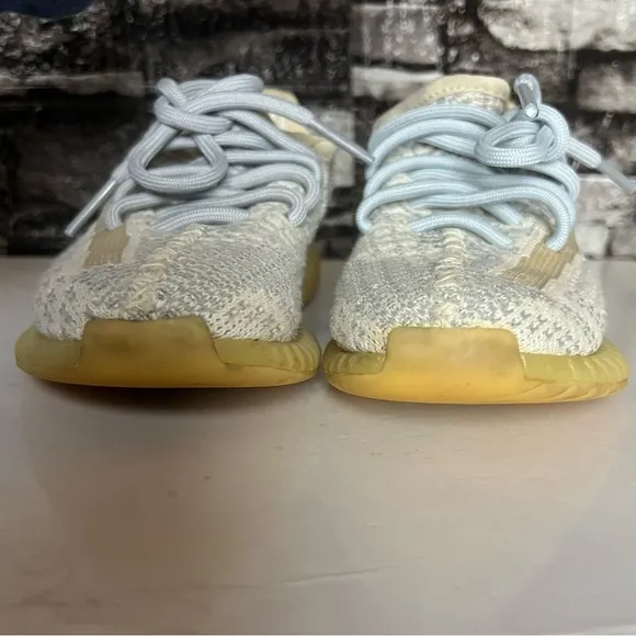 Yeezy Boost 350 V2 Lundmark Kids size 11.5