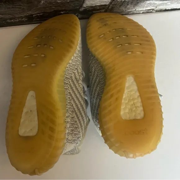 Yeezy Boost 350 V2 Lundmark Kids size 11.5