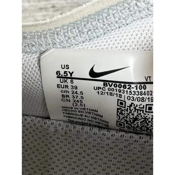 Youth Nike Air Vapormax 2019 Wolf Gray Sneakers Sz 6.5Y Athletic Gym