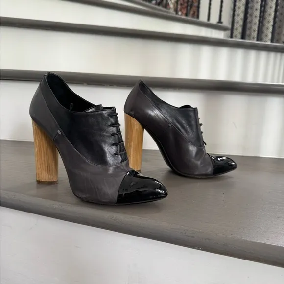 YSL YVES SAINT LAURENT Y2K Leather Lace Up Shoes with Wooden Heel 38