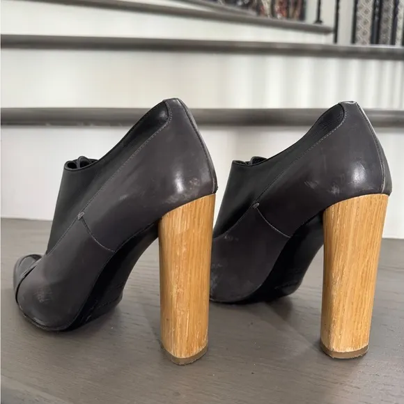YSL YVES SAINT LAURENT Y2K Leather Lace Up Shoes with Wooden Heel 38