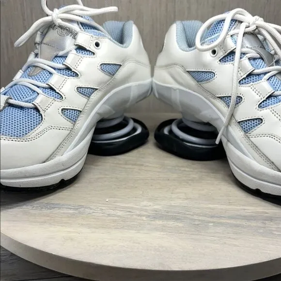 Z-Coil White and Blue Athletic Sneakers Woman’s Size 9