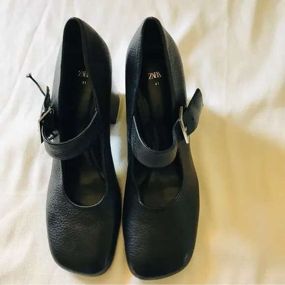 Zara Black Chunky Heel Mary Jane Shoes
