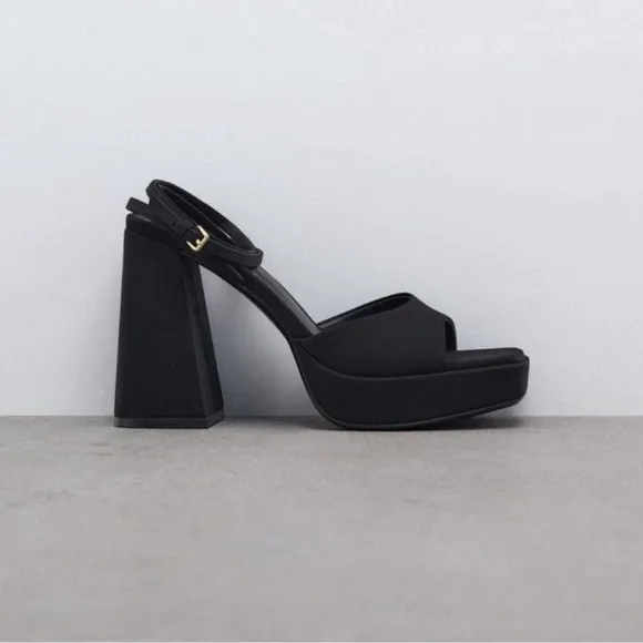 Zara Black Platform Sandals with Chunky Heel